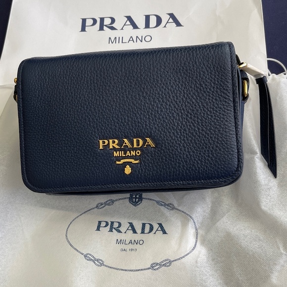 Prada Pattina - Picture 1 of 5